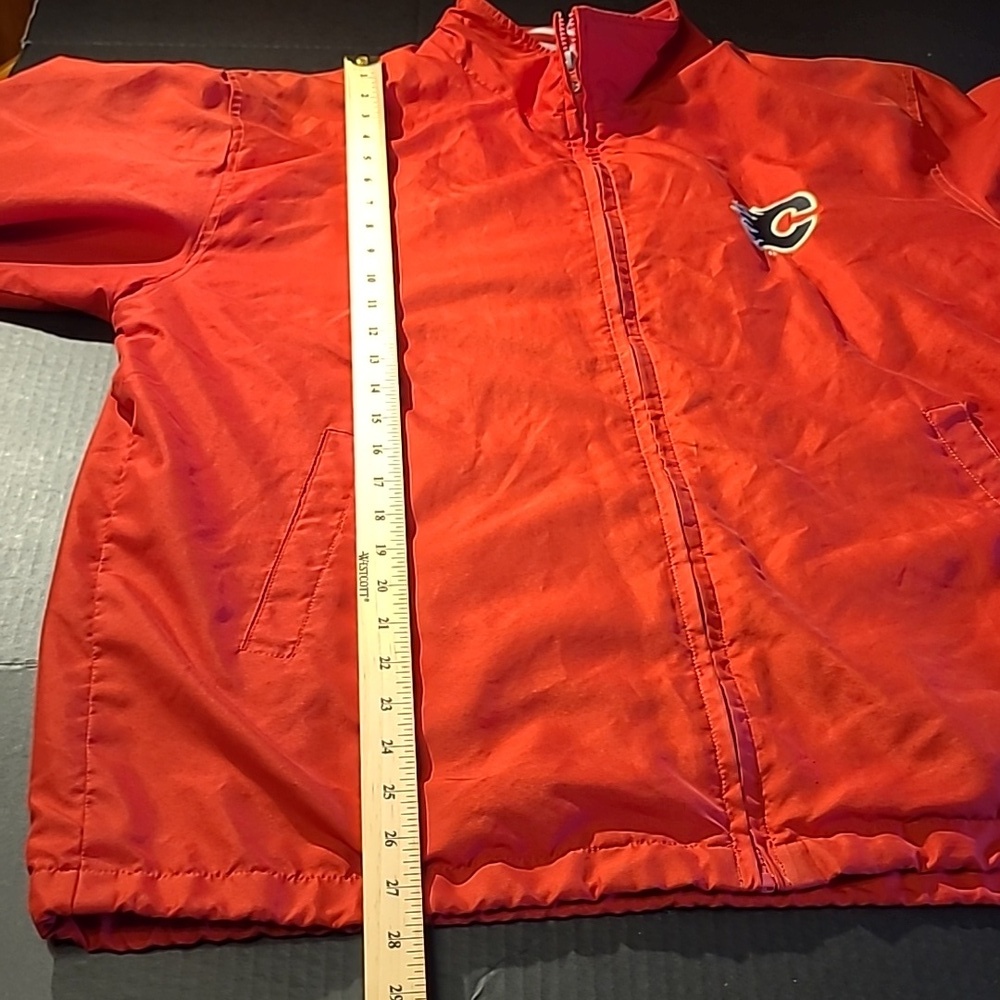 CALGARY FLAMES NHL Jacket with Embroidered Logo - Picture 12 of 13